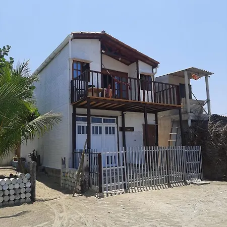 Playa Descalzo Pensión *
